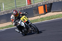 brands-hatch-photographs;brands-no-limits-trackday;cadwell-trackday-photographs;enduro-digital-images;event-digital-images;eventdigitalimages;no-limits-trackdays;peter-wileman-photography;racing-digital-images;trackday-digital-images;trackday-photos